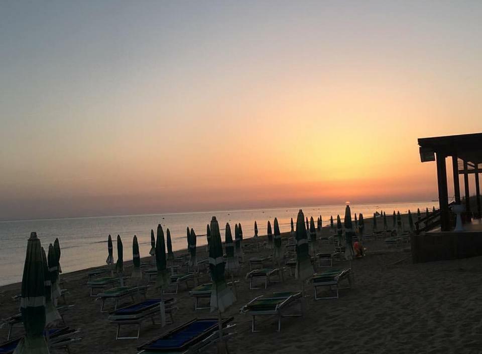 Centro Turistico La Perla Del Gargano Hotel Фоче Варано Екстериор снимка